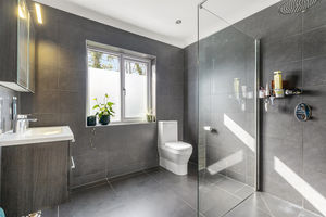 Photo 29- click for photo gallery